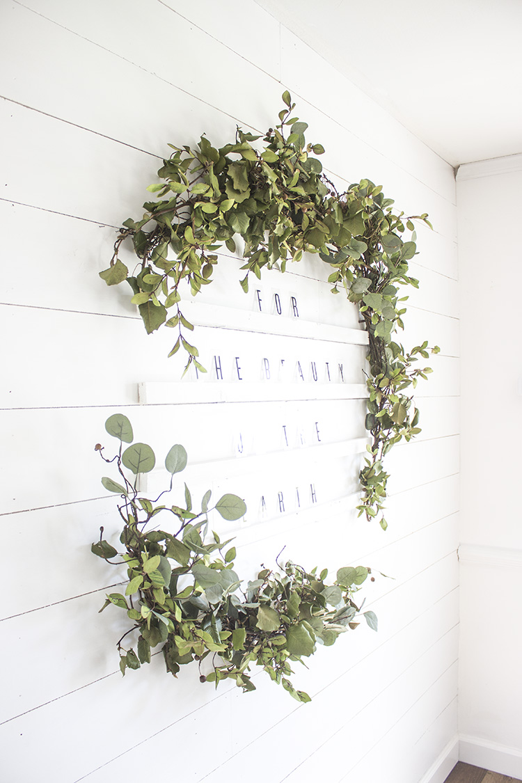 How To Make An Oversized Letter Board Wall + DIY Giant Holiday Wreath 