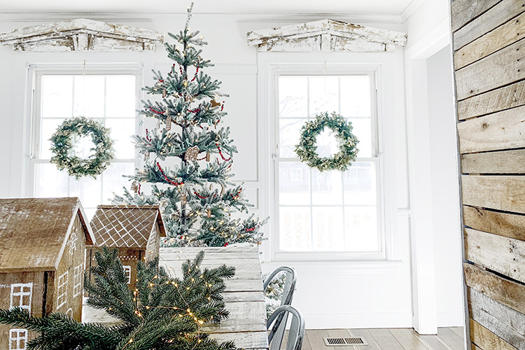 A Festive Farmhouse Christmas - With Home Depot!