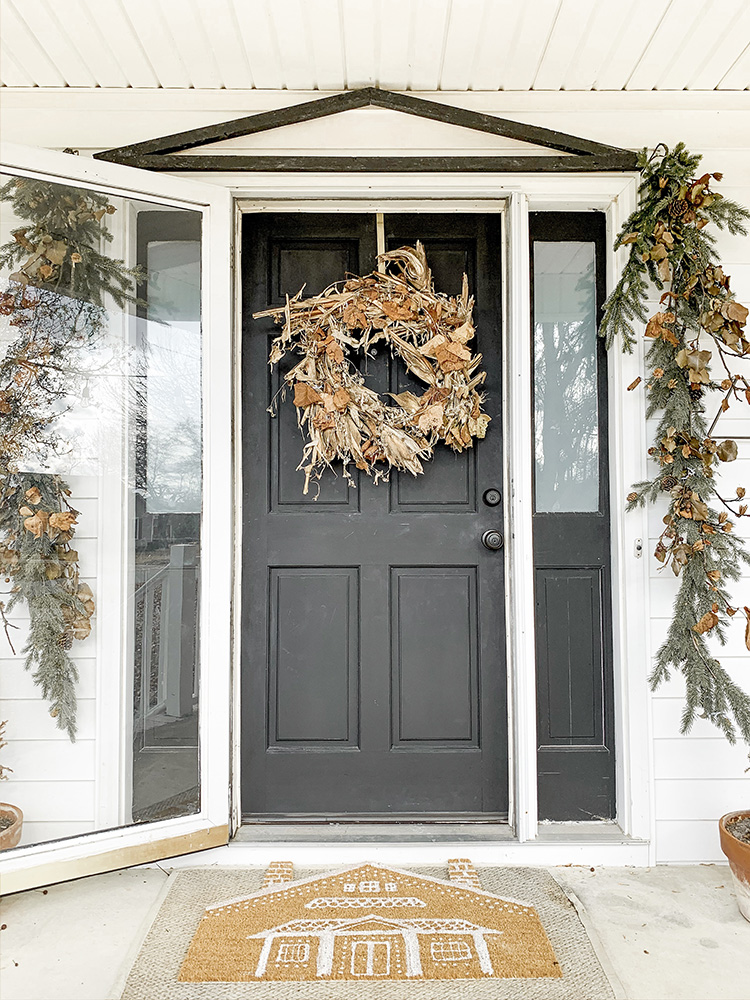 My Christmas Front Porch & A DIY Anthropologie Inspired Gingerbread ...