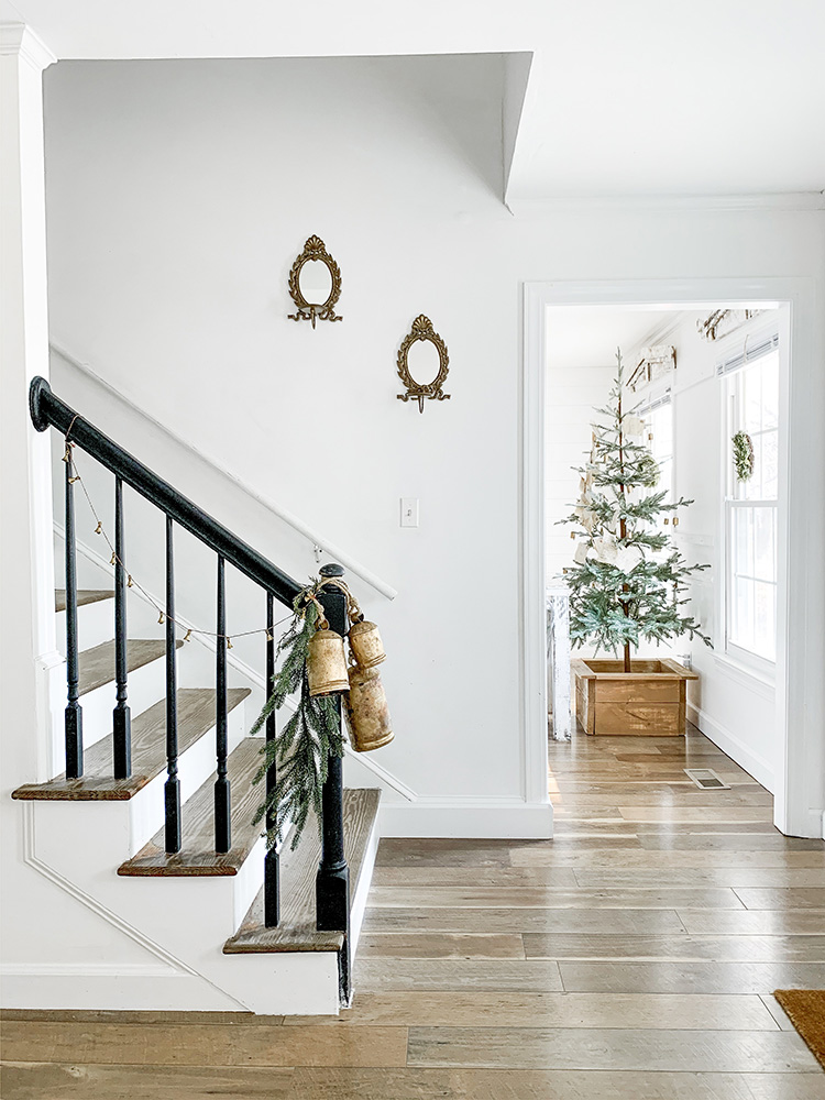 Cozy Vintage Inspired Christmas Mantle And Staircase 