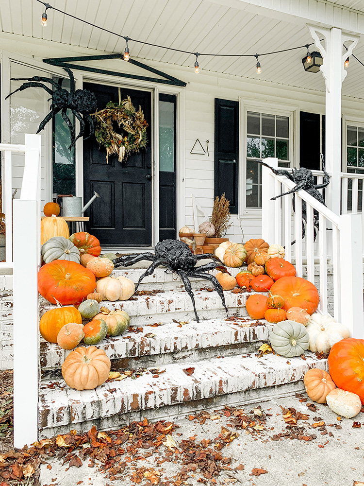 Spooky DIY Giant Spider Front Porch For Halloween - Only $15 To Make