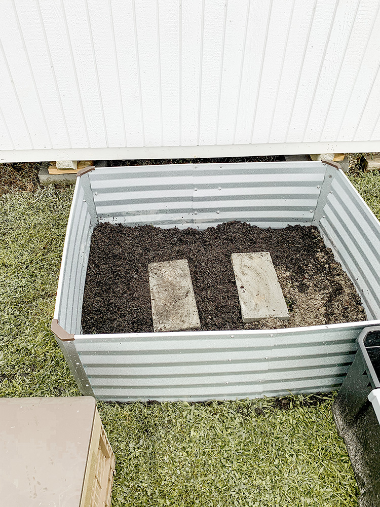 Setting Up our SubPod- An Innovative Way to Compost for Your Garden Using Worms and a Vermiculture Bin